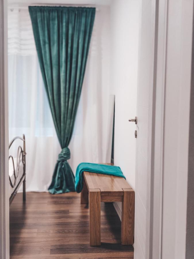 Villa-Apartments Bognar Velika Екстериор снимка